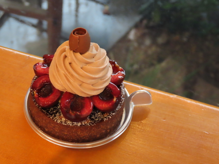 yukiemon チェリーケーキ　ジャンスカ　M fit=scale-down,w=1200